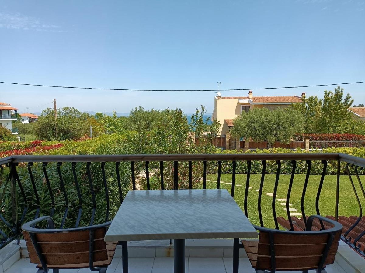 Apartamento Marios Garden House Afytos Exterior foto